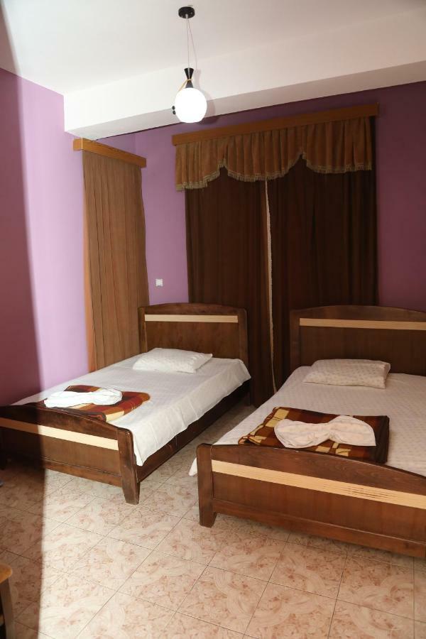 Hotel Villa Kabashi Korce Exterior photo